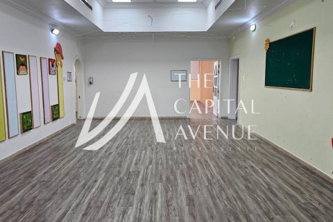 1099.88m² Villa in Muroor Area, UAE No. 199605 23