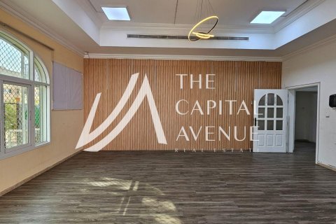1099.88m² Villa in Muroor Area, UAE No. 199605 26