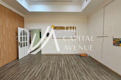 1099.88m² Villa in Muroor Area, UAE No. 199605 27