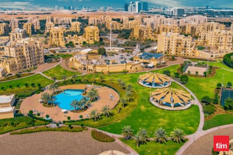 2 bedrooms Apartment in Dubai, UAE No. 169854 6