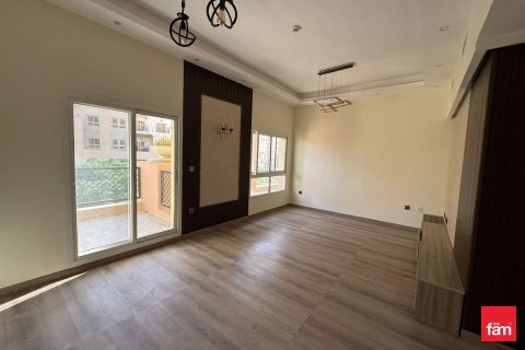 2 bedrooms Apartment in Dubai, UAE No. 169854 4
