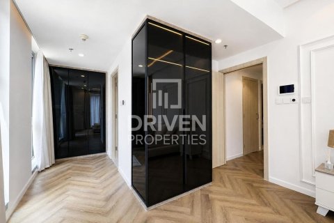 2 bedrooms Apartment in Standpoint Towers, UAE No. 198790 13