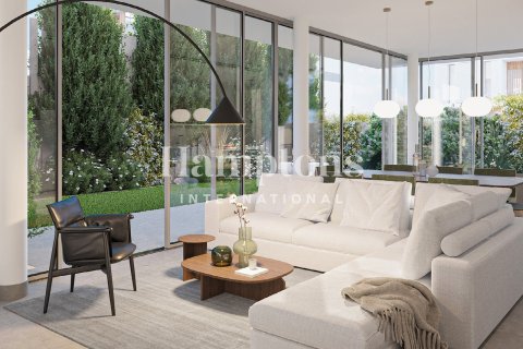 Villa de 4 dormitorios No. 118770 3