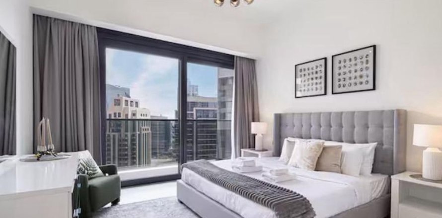 2 bedrooms Apartment in Dubai, UAE No. 169096