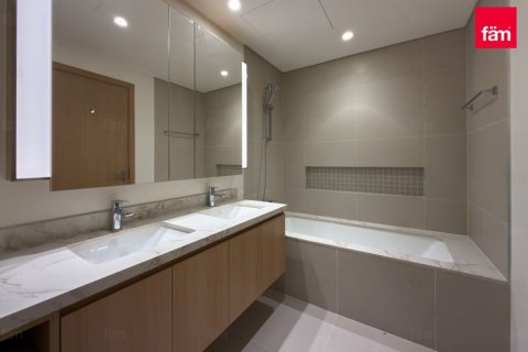 2 bedrooms Apartment in Dubai, UAE No. 169097 14
