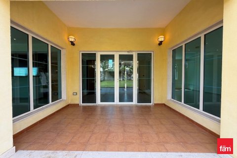 Villa de 3 dormitorios en Jumeirah Park, UAE No. 166360 4