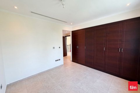 Villa de 3 dormitorios en Jumeirah Park, UAE No. 166360 24
