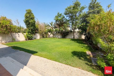Villa de 3 dormitorios en Jumeirah Park, UAE No. 166360 3