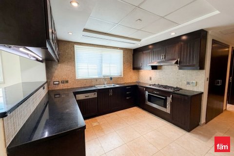 Villa de 3 dormitorios en Jumeirah Park, UAE No. 166360 9