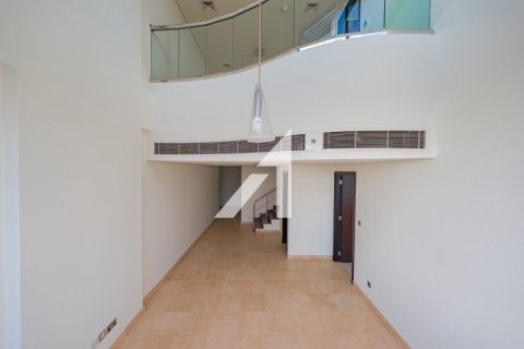Duplex de 2 chambres à Dubai, UAE No. 5783 1