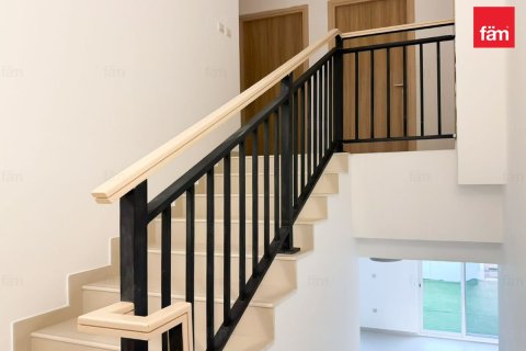Townhouse de 3 dormitorios en Dubai, UAE No. 205204 8