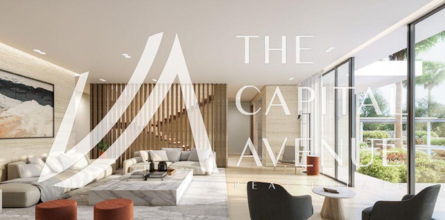 Villa de 4 dormitorios  No. 120079