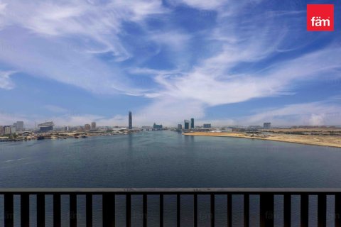Apartment de 2 dormitorios en Dubai, UAE No. 102698 2