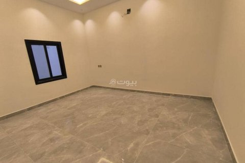 Вилла с 5 спальнями в Эр-Рияд, Саудовская Аравия №99497 3