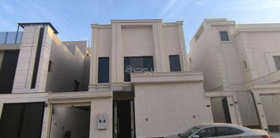 Villa de 5 dormitorios en Riyadh, Saudi Arabia No. 99497