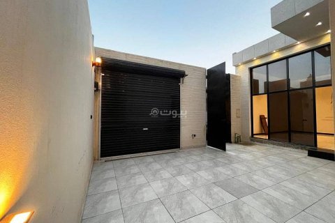 Villa de 6 dormitorios en Riyadh, Saudi Arabia No. 99493 5