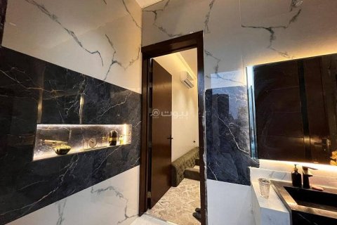 Villa de 6 dormitorios en Riyadh, Saudi Arabia No. 99493 9