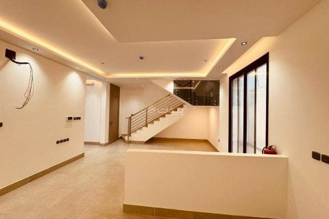 Квартира с 4 спальнями в Эр-Рияд, Саудовская Аравия №99492 5