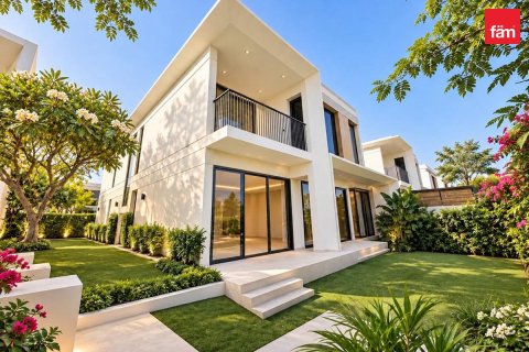 Villa de 5 dormitorios en Tilal Al Ghaf, UAE No. 210144