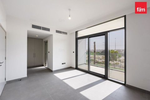 3 bedrooms Villa in Dubai, UAE No. 210139 11