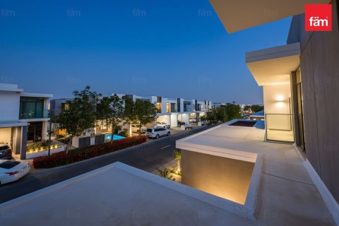 3 bedrooms Villa in Dubai, UAE No. 210139 15