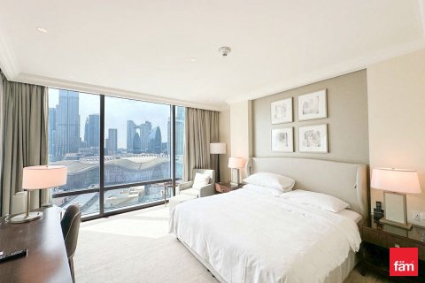 Appartement de 2 chambres à Downtown Dubai (Downtown Burj Dubai), UAE No. 104014 9