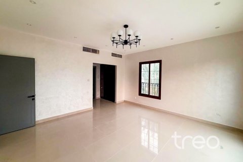5 bedrooms Villa in Hacienda, UAE No. 199038 7