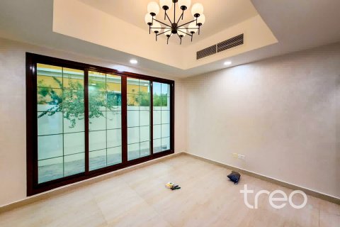 5 bedrooms Villa in Hacienda, UAE No. 199038 17