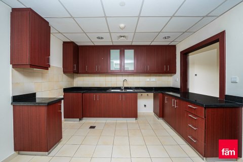 Appartement de 3 chambres à Dubai, UAE No. 144403 8