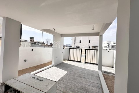 3 bedrooms Townhouse in DAMAC Hills (Akoya by DAMAC), UAE No. 164614 3
