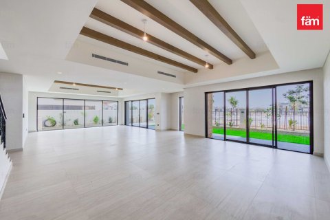 6 bedrooms Villa in Dubai, UAE No. 186031 7