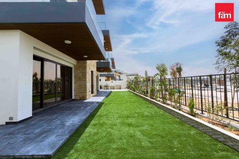 6 bedrooms Villa in Dubai, UAE No. 186031 20