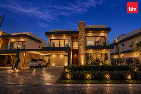6 bedrooms Villa in Dubai, UAE No. 186031