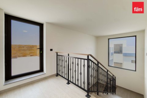 6 bedrooms Villa in Dubai, UAE No. 186031 24