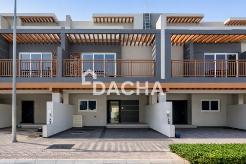Townhouse de 4 dormitorios en DAMAC Hills (Akoya by DAMAC), UAE No. 210311
