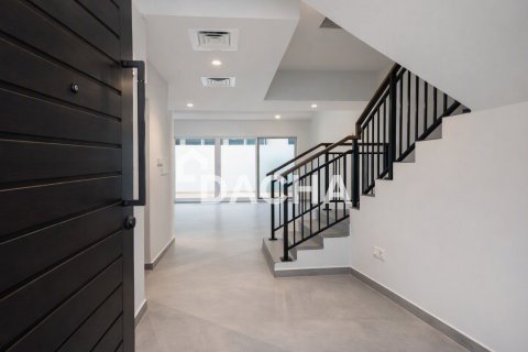 Townhouse de 4 dormitorios en DAMAC Hills (Akoya by DAMAC), UAE No. 210311 3