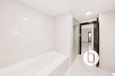 Apartment de 2 dormitorios en Palm Jumeirah, UAE No. 202970 24