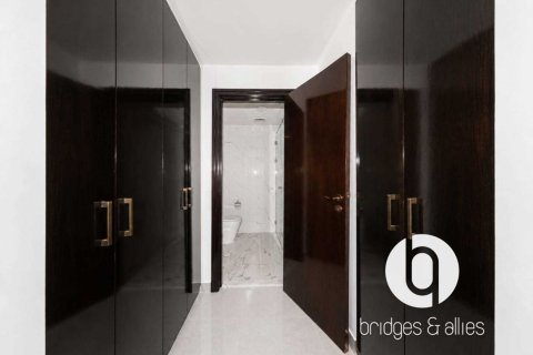 Apartment de 2 dormitorios en Palm Jumeirah, UAE No. 202970 13