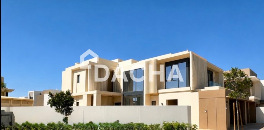 5 غرفة نوم  فيلا في جبل علي, الإمارات العربية المتحدة رقم 165710