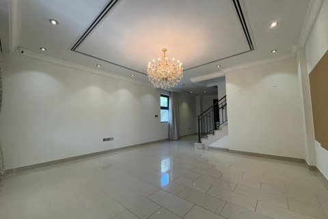 3 bedrooms Villa in Dubai, UAE No. 151119 25