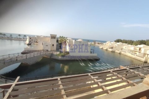 Villa de 3 chambres à Ras Al Khaimah, UAE No. 140700