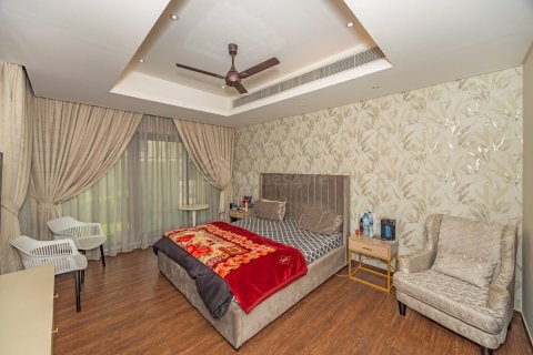 6 bedrooms Villa in Meydan, UAE No. 140702 14