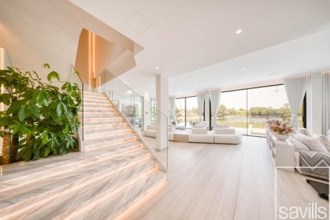 Villa de 5 dormitorios en Jumeirah Islands, UAE No. 203755 3