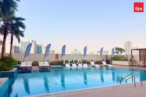 2 bedrooms Apartment in Dubai, UAE No. 199313