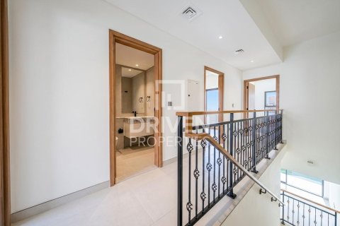 Townhouse de 4 dormitorios en Damac Lagoons, UAE No. 188459 13