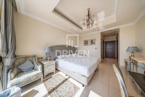 Apartment de 3 dormitorios en The Crescent, UAE No. 188454 9
