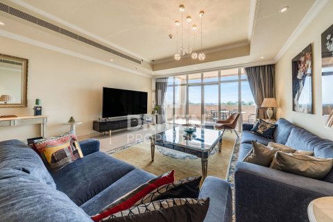Apartment de 3 dormitorios en The Crescent, UAE No. 188454 6
