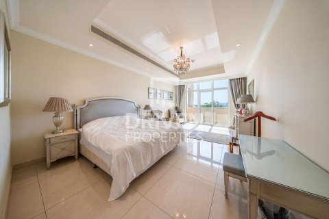 Apartment de 3 dormitorios en The Crescent, UAE No. 188454 13