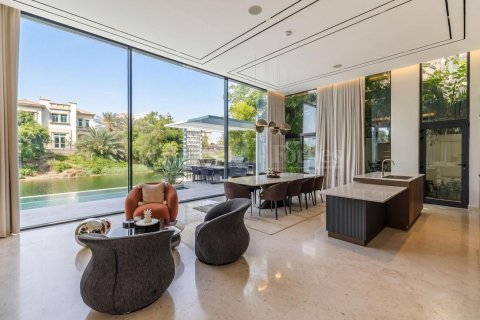 5 bedrooms Villa in Jumeirah Park, UAE No. 188456 5