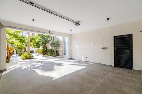 5 bedrooms Villa in Jumeirah Park, UAE No. 188456 28